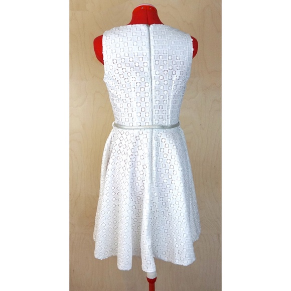Closet London White Lace Skater Dress with Silver Belt - Picture 3 of 10